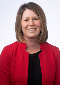 Beth Leader-Janssen, headshot photo
